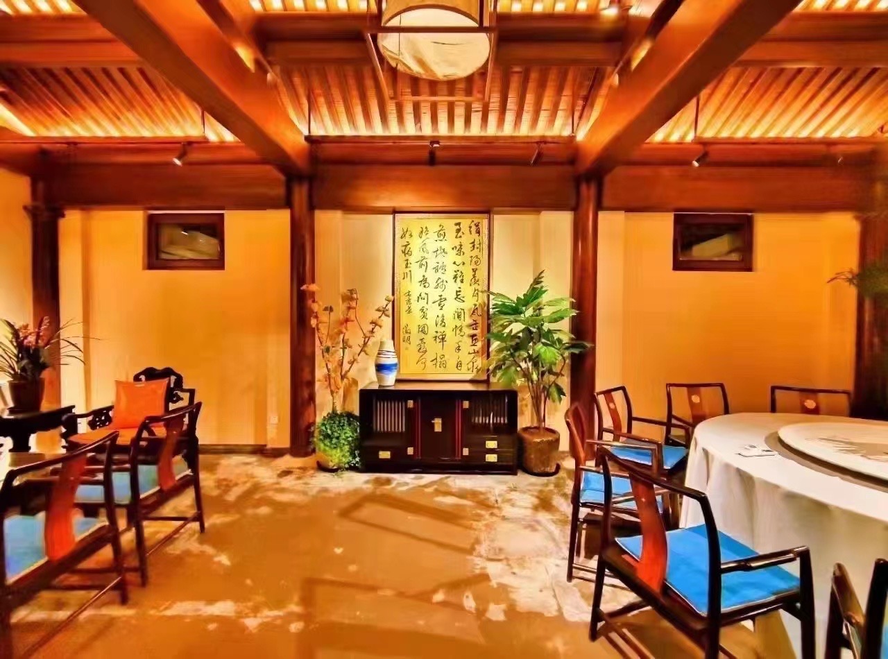 东直门簋街四合院实拍图3